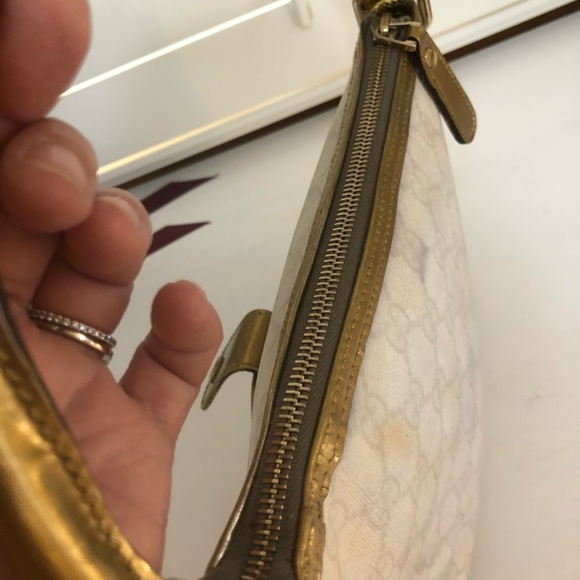 Authentic Gucci handbag - Picture 7 of 14